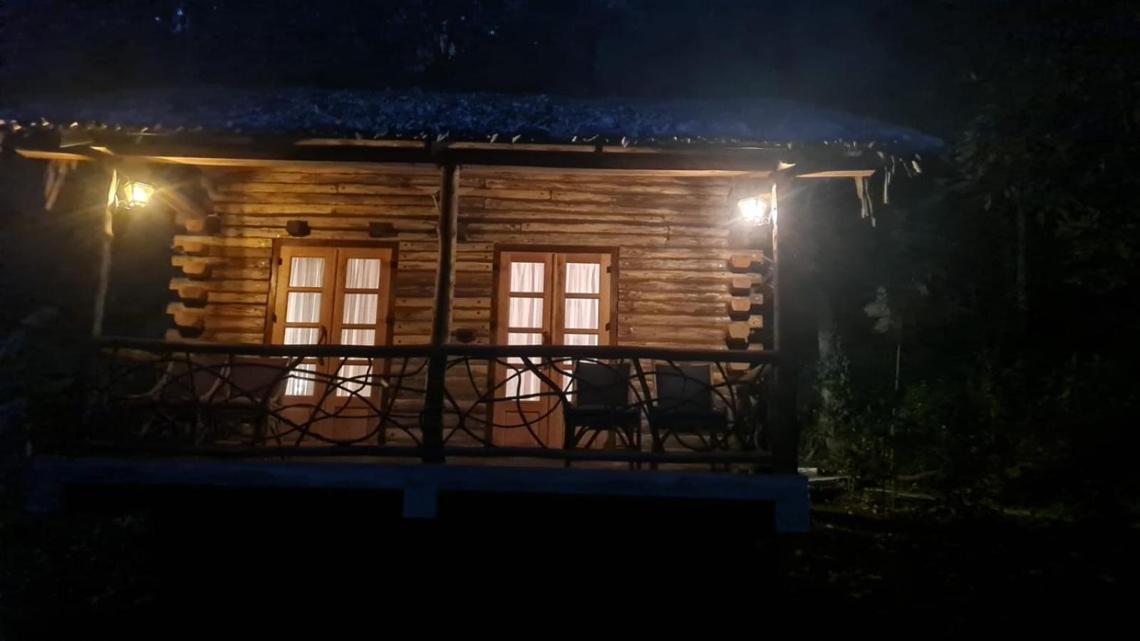 Aya Natural Udumbanshola Exterior photo